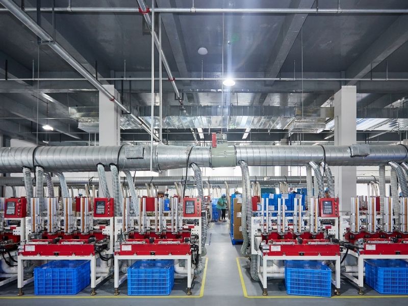 Processus de fabrication d'éponges de maquillage