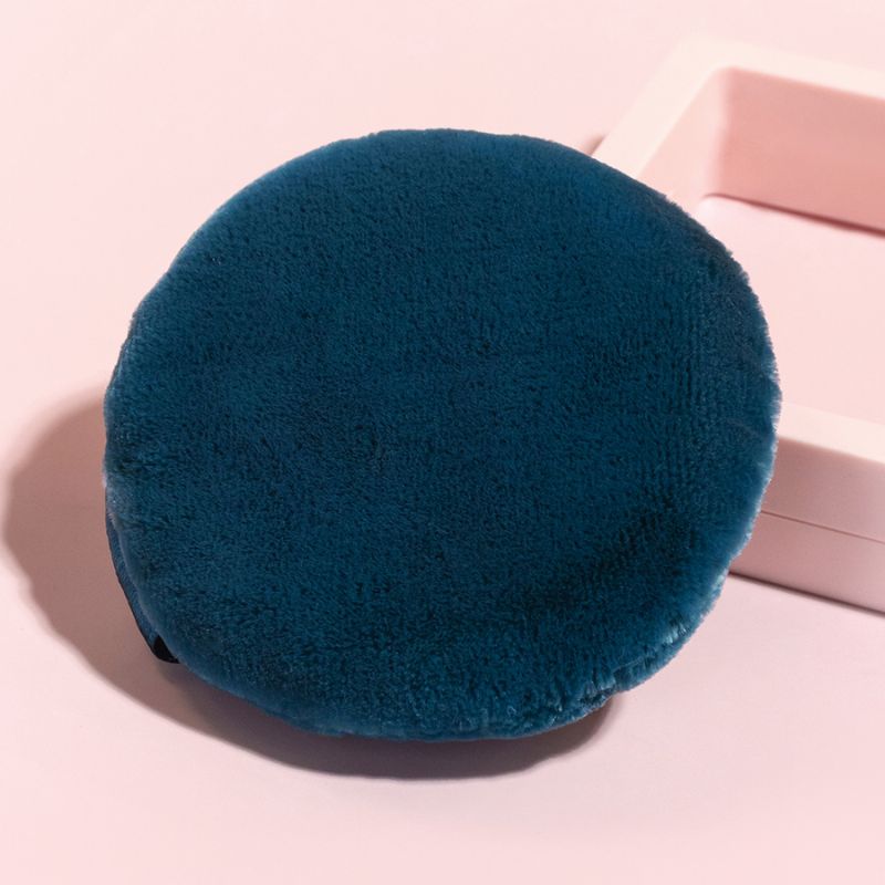Éponge à poudre anti-statique avec traitement de surface conforme à la norme ISO 9073-10. Empêche l'agglomération de la poudre et les déversements aériens lors de l'application — idéale pour les systèmes professionnels et de vente au détail de poudre libre.