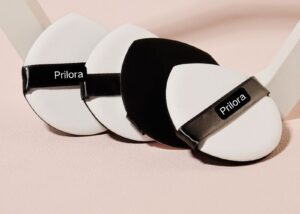Poudre à coussin d'air à haute résilience conçue pour une prise de produit cohérente lors de plus de 100 pressions. La densité optimisée 22D équilibre douceur et intégrité structurelle — idéale pour la beauté coréenne et les systèmes hybrides soins de la peau et maquillage.