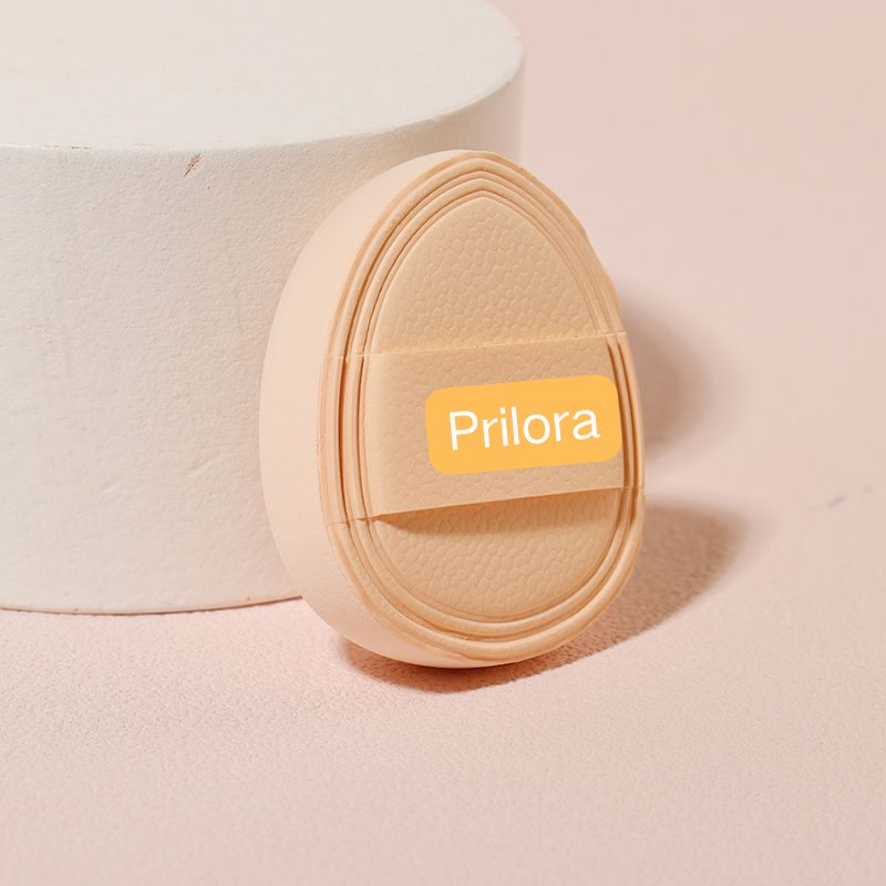 Poudre de marshmallow ultra-douce avec mousse à faible densité 16D pour une application de poudre semblable à un nuage. Offre une couverture légère et uniforme sans perturber le maquillage de base — idéale pour les peaux sensibles et les formulations de beauté propre