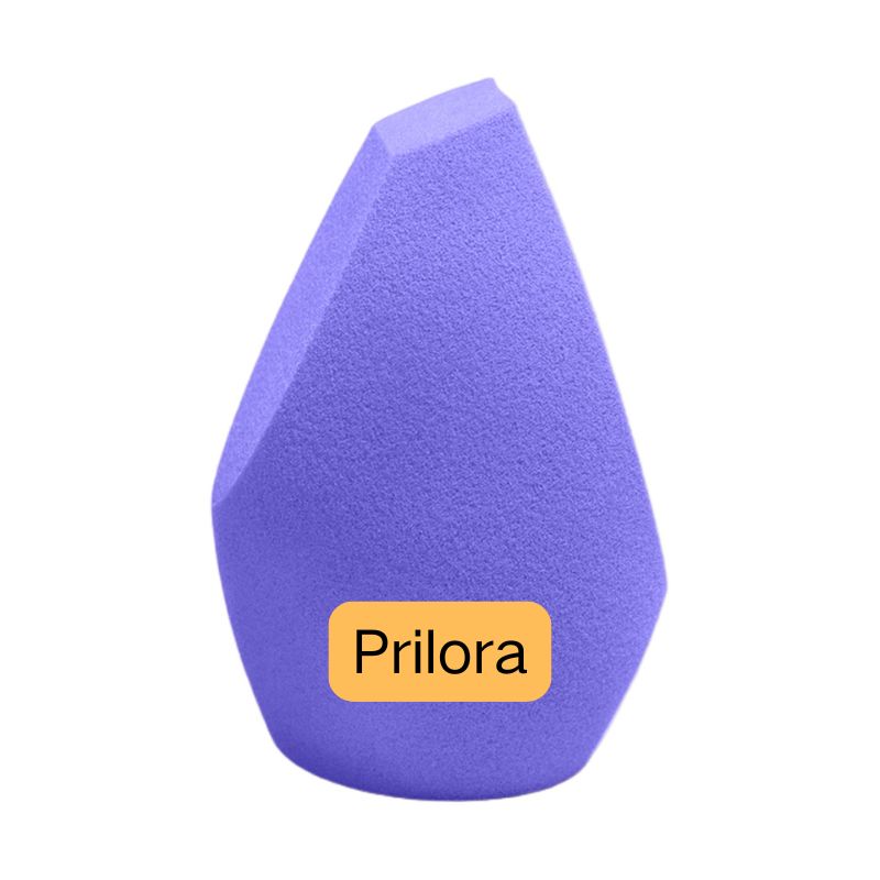 Éponge cosmétique de précision violette avec pointe inclinée et courbe ergonomique pour le maquillage sous les yeux et les lèvres. La mousse à haute résilience minimise le gaspillage de produit. Fournisseur de confiance pour les marques de beauté.