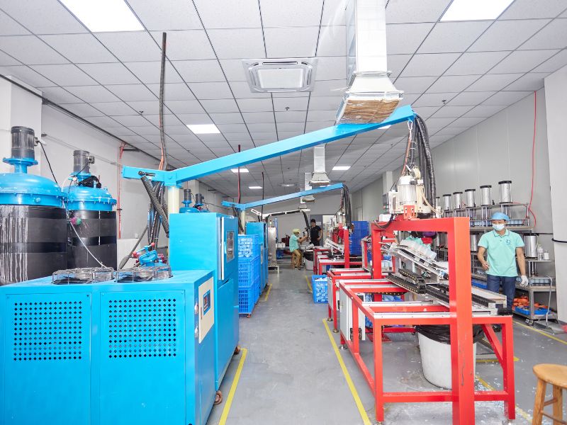 emballage stérile pour coussinets cosmétiques Éponges cosmétiques emballées individuellement, conditionnées dans des conditions stériles pour une utilisation en salon et en vente au détail.